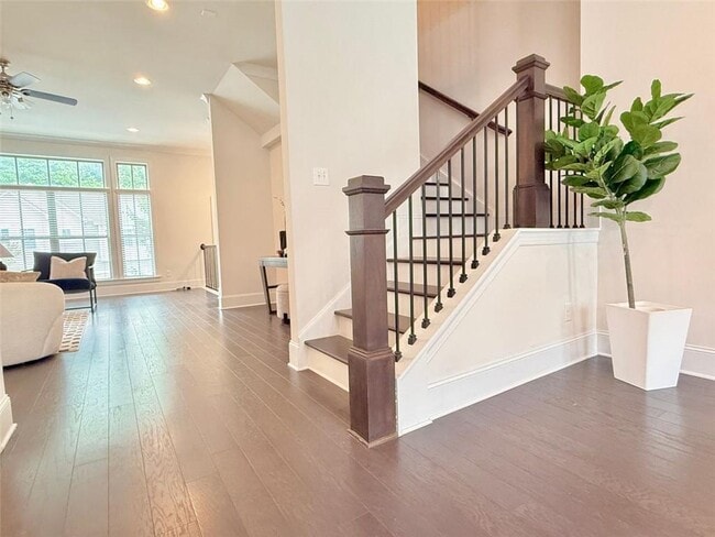 Building Photo - 614 Harrington Hills