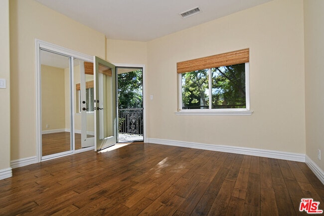 Building Photo - 12207 Cantura St