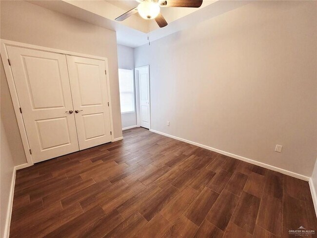 Building Photo - 3409 Fuerte Ave