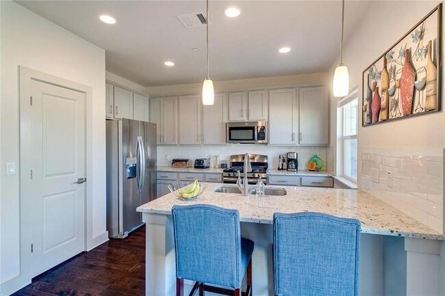 Building Photo - 2057 Local Rebel Lp