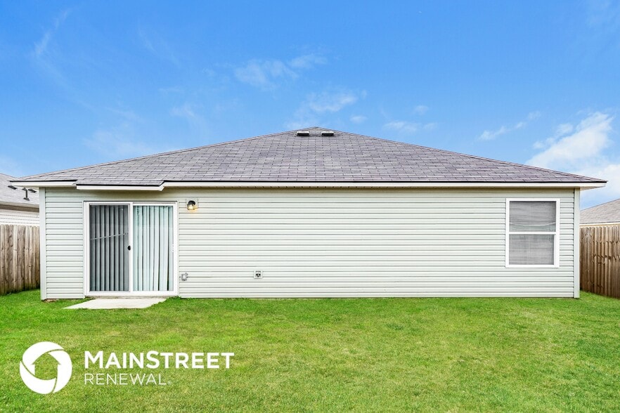 Building Photo - 148 Jonathan Dr