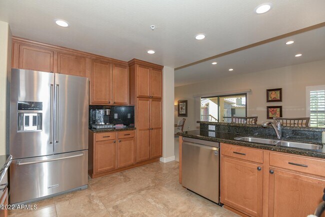 Building Photo - 21320 N 56th St