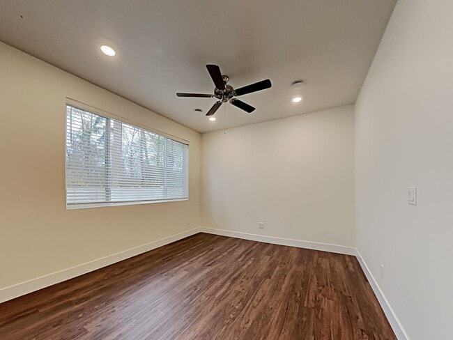 Building Photo - 17612 42nd Avenue Court E