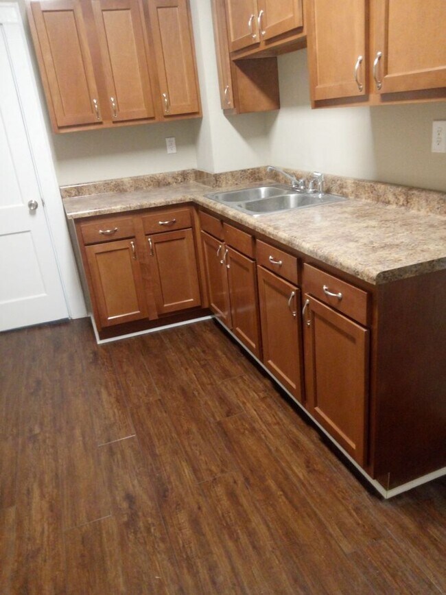 Interior Photo - 1112 9th Street