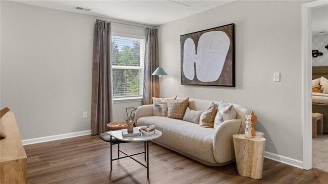 Building Photo - 131 Red Maple Wy