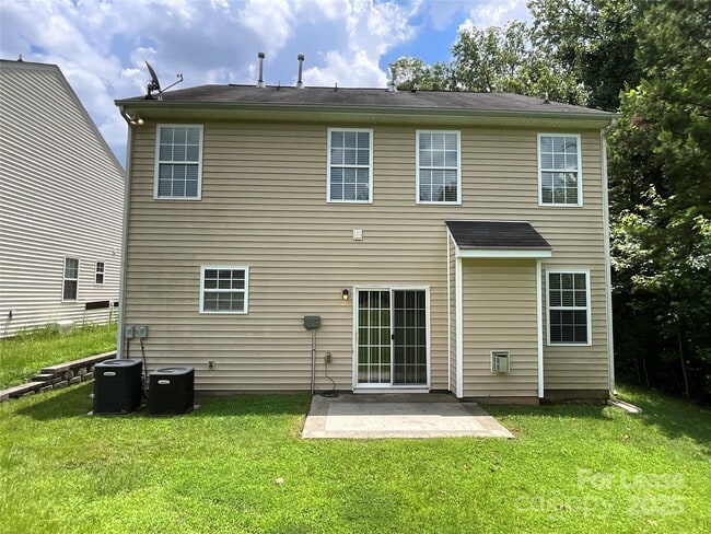 Building Photo - 10846 Traders Ct