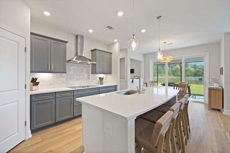 Building Photo - 268 Heron Creek Dr