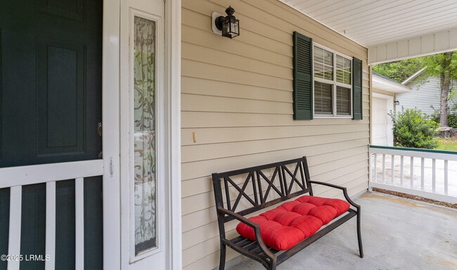 Building Photo - 18 Le Moyne Dr