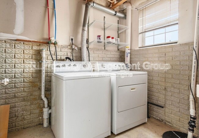 Building Photo - 4820 Annual Dr