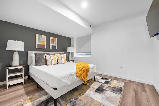 Building Photo - 10280 Yampa St