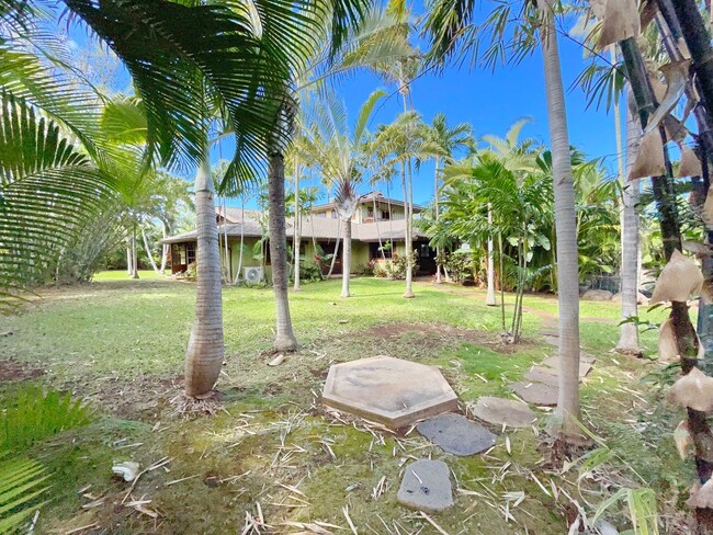 Building Photo - Magical Maui Meadows Tropical Resort Style...