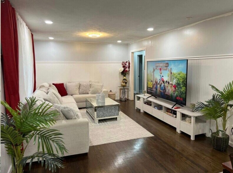 Building Photo - 509 Northampton Rd