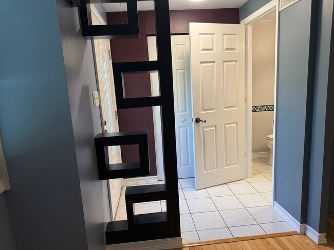 Building Photo - 2553 Hunting Ridge Trail