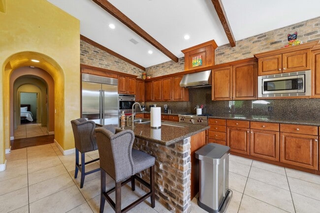 Building Photo - 40294 Rancho Palmeras