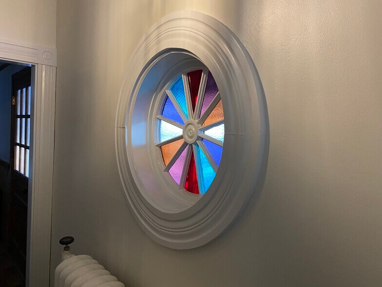 Building Photo - 5 Bayley Ave