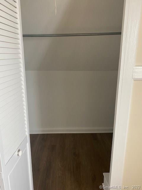 Building Photo - 537 Post Rd