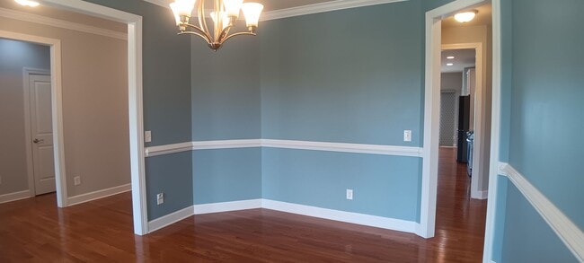 Building Photo - Heron's Landing 4 BD/ 3BTH Available May 14th