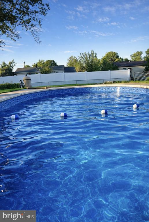 Building Photo - 610 Ogden Dr