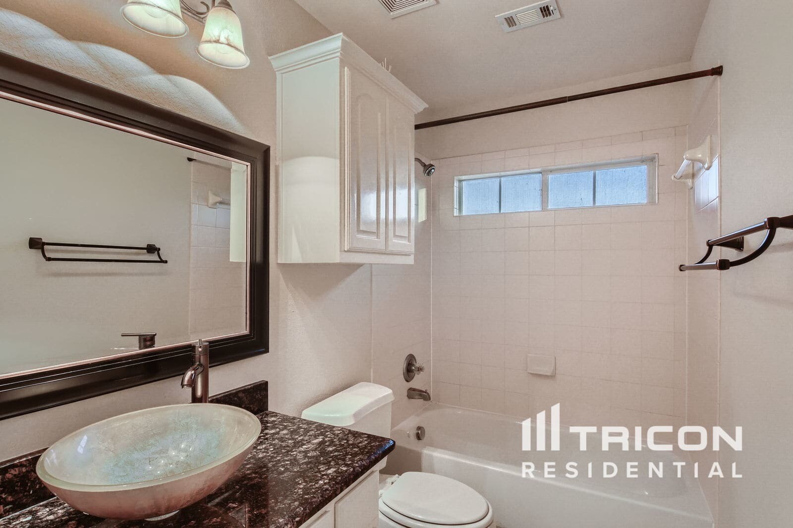 Building Photo - 2112 Pecan Ridge Dr