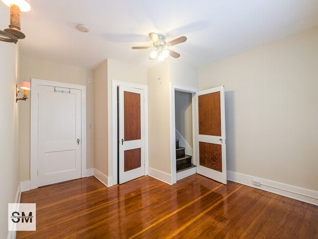 Building Photo - 23 Milmarson Pl NW