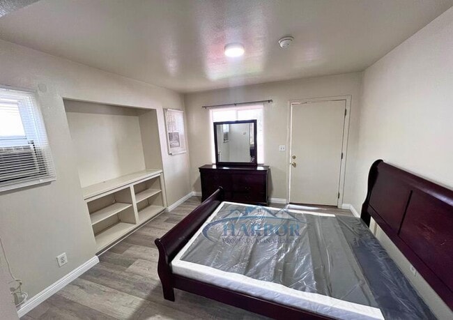 Building Photo - 782-786 W 18th St