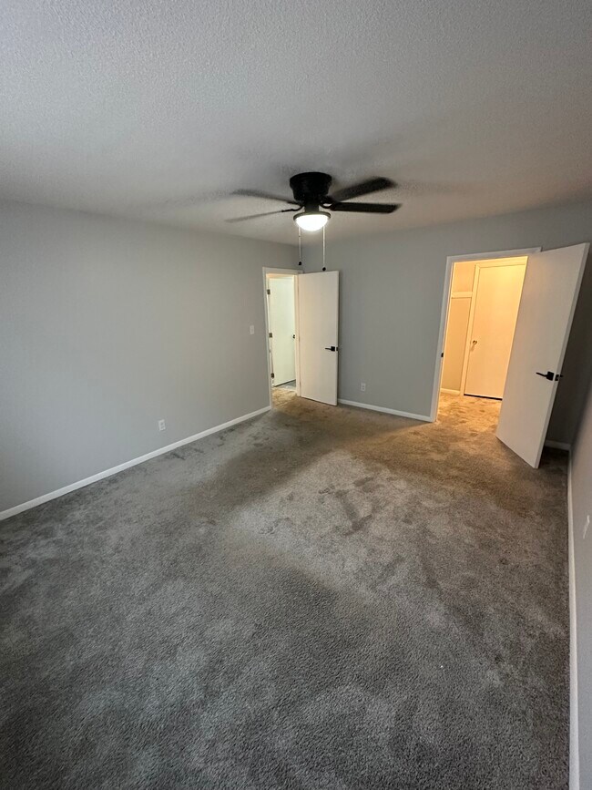 Building Photo - 9218 Erie St