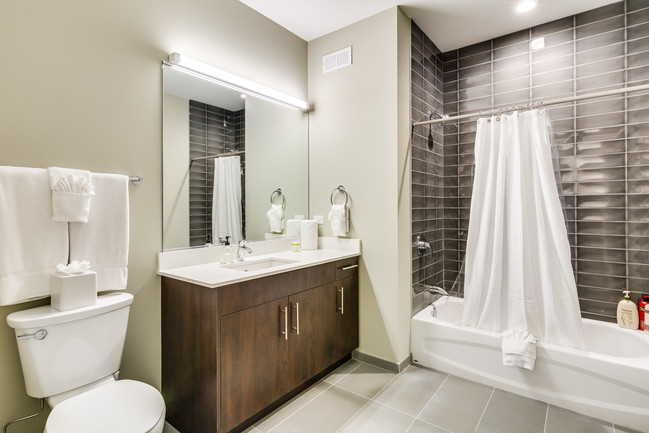 Floorplan - 851 West