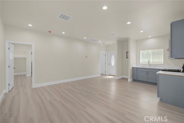 Building Photo - 1026 W Teresa St