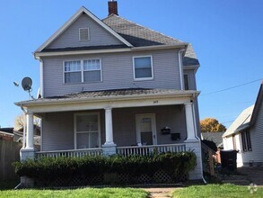 Building Photo - 349 10th St