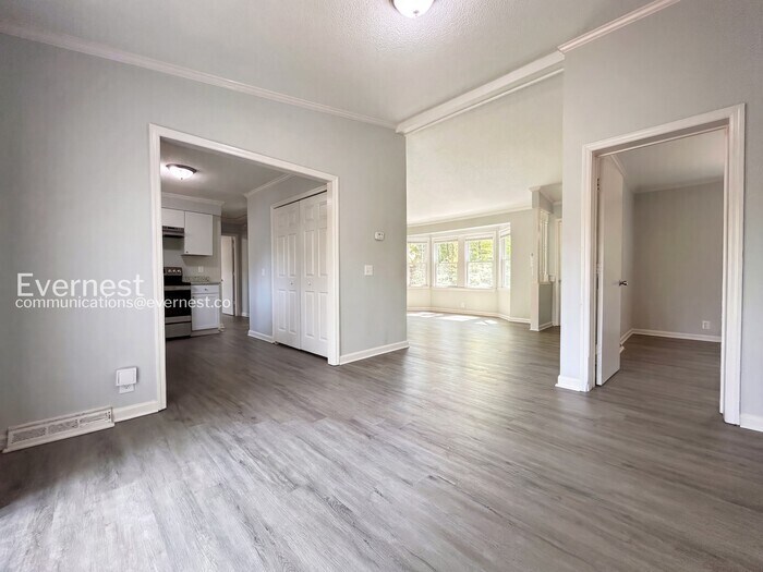 Building Photo - 1174 Alemeda Dr