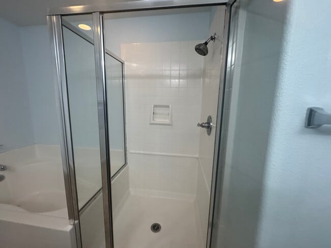 Building Photo - 11809 Cumbre Ct