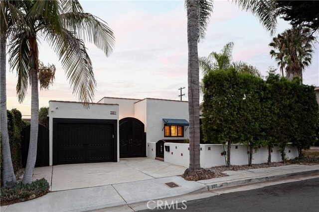 Building Photo - 306 Avenida Monterey