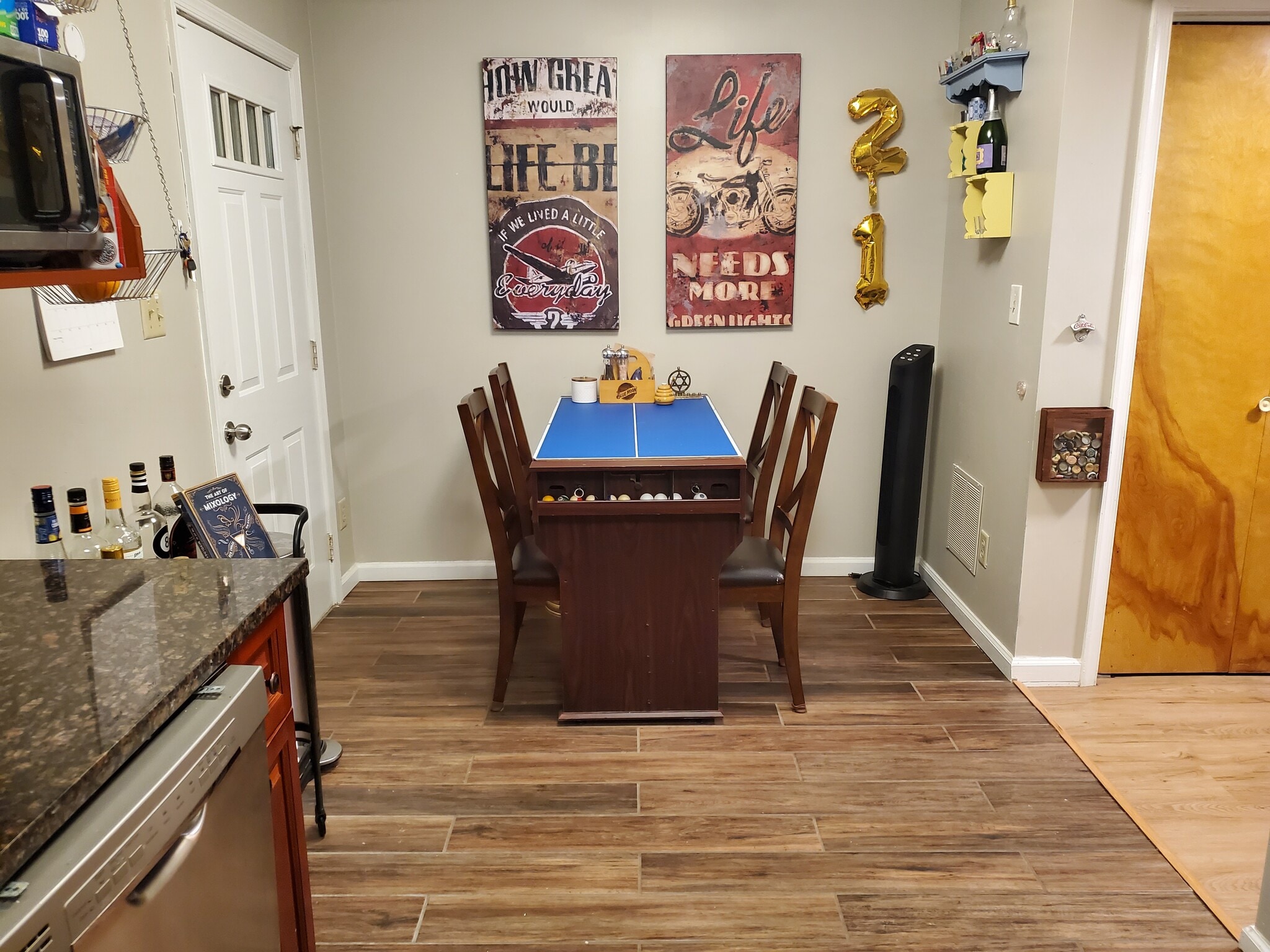 Building Photo - 1716 W Page St