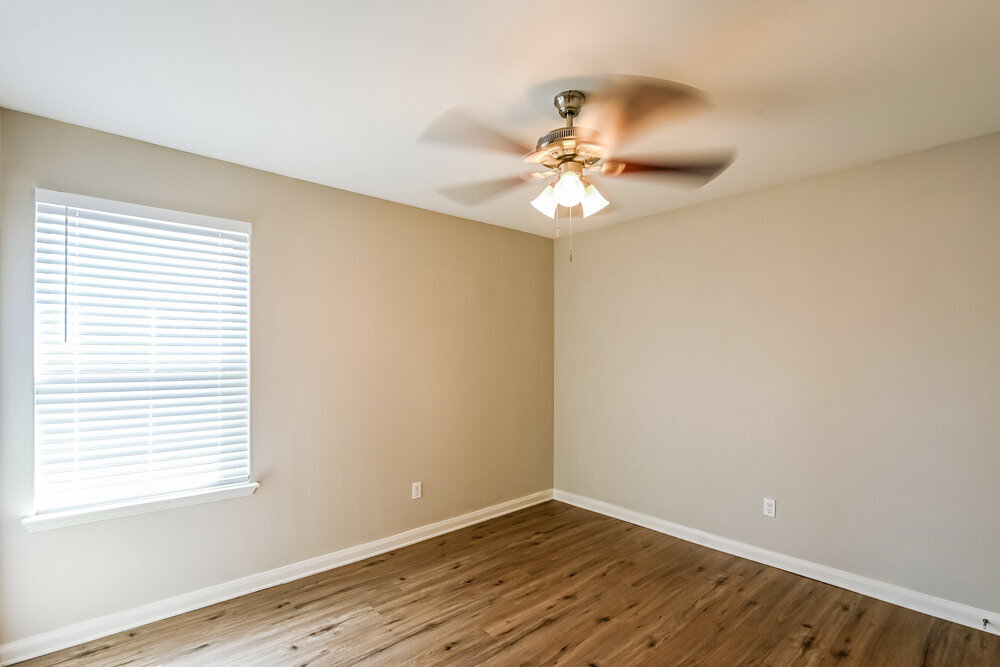 Building Photo - 8916 Highland Orchard Dr