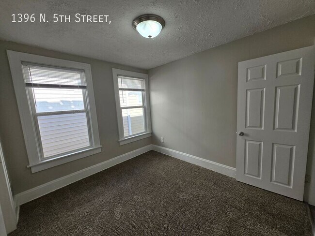 Building Photo - 1396 N 5th St
