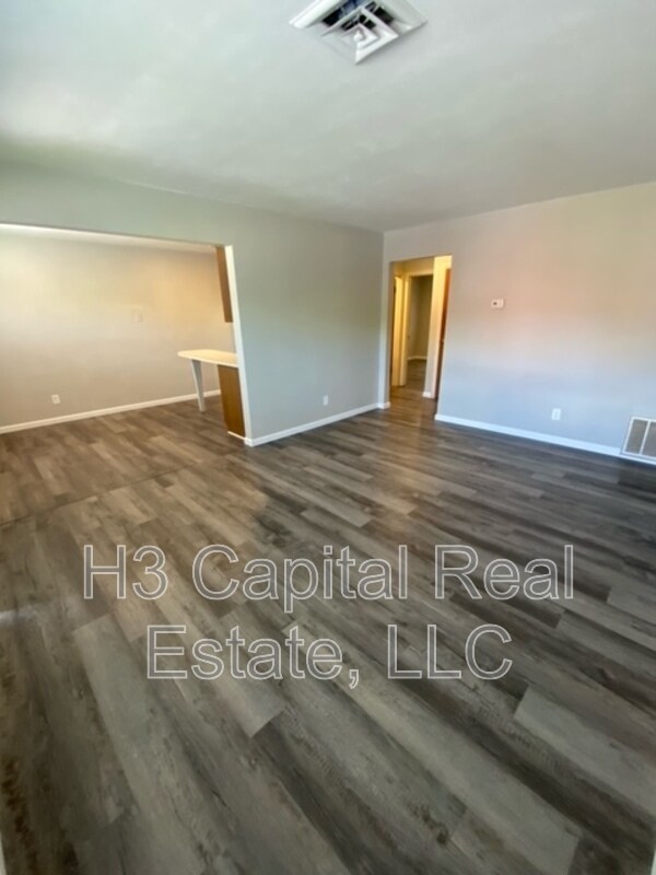 Primary Photo - 17 N 44th St