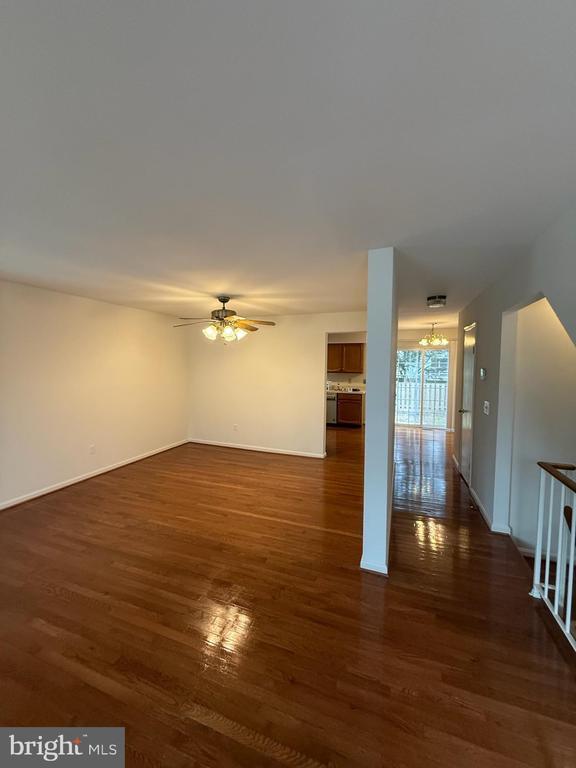 Building Photo - 10727 Gideon Ct