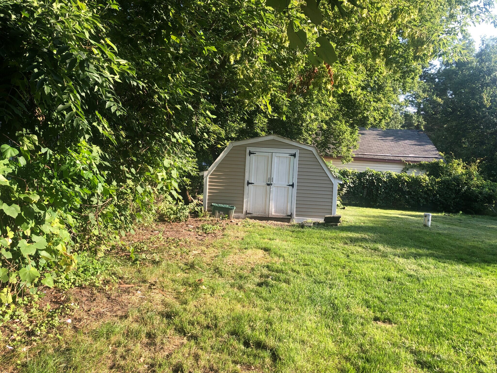 Building Photo - 3207 Alpena St