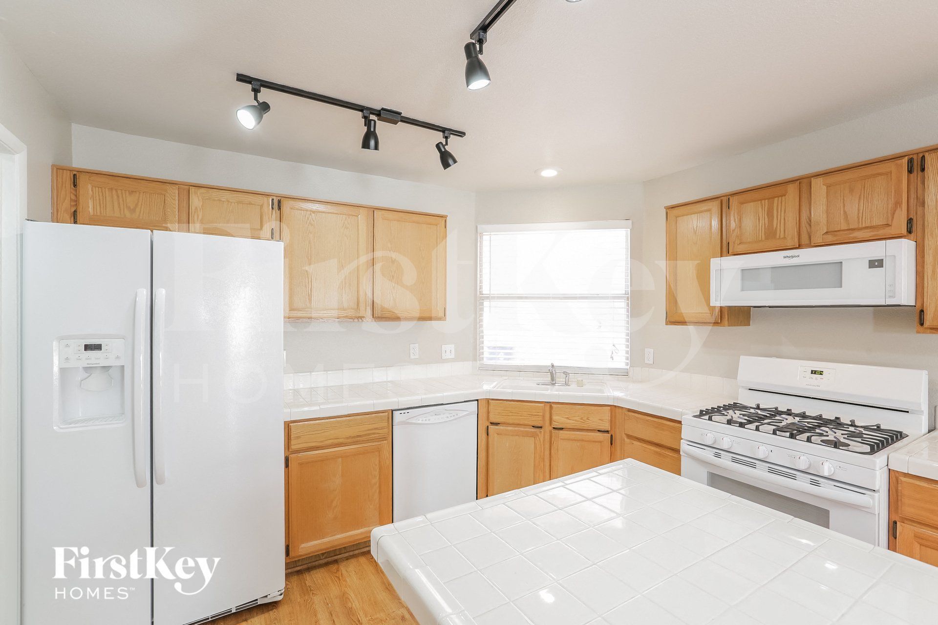 Building Photo - 7861 Mt Shasta Cir