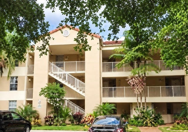 Building Photo - 8304 NW 24th St