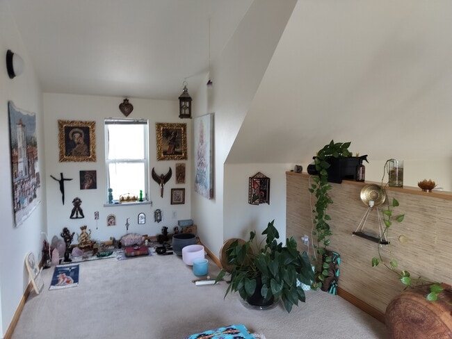 Building Photo - 2191 S Sherman St