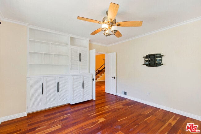 Building Photo - 4236 Ensenada Dr