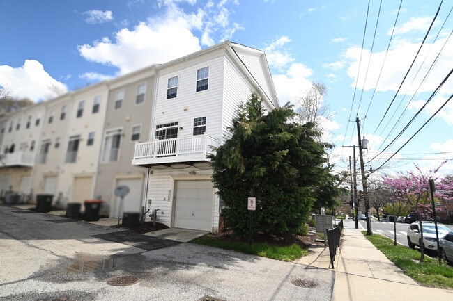 Building Photo - 4289 South Capitol St SE