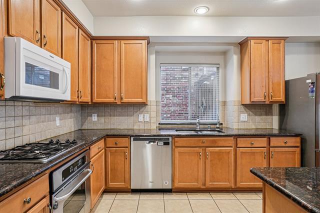 Building Photo - 5568 Imperial Meadow Dr