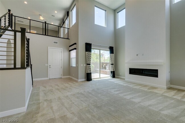 Building Photo - 1027 Whitworth Ave