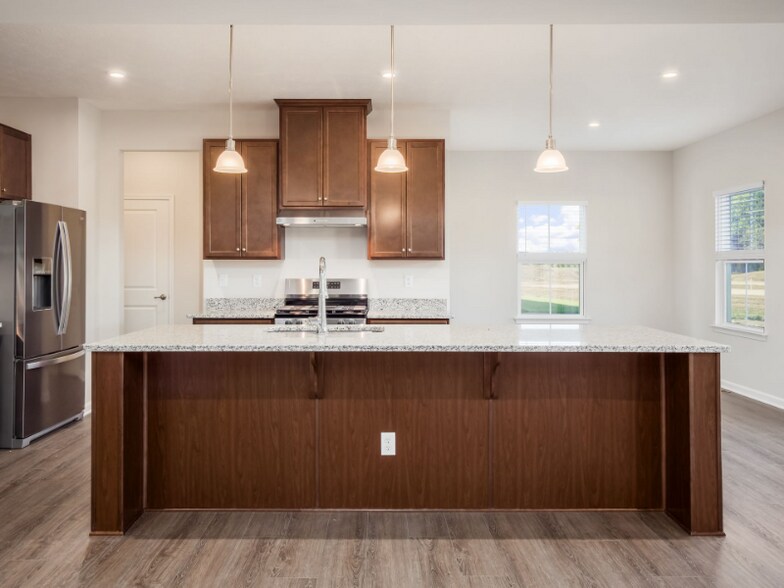Building Photo - 370 Alicia Kelton Dr