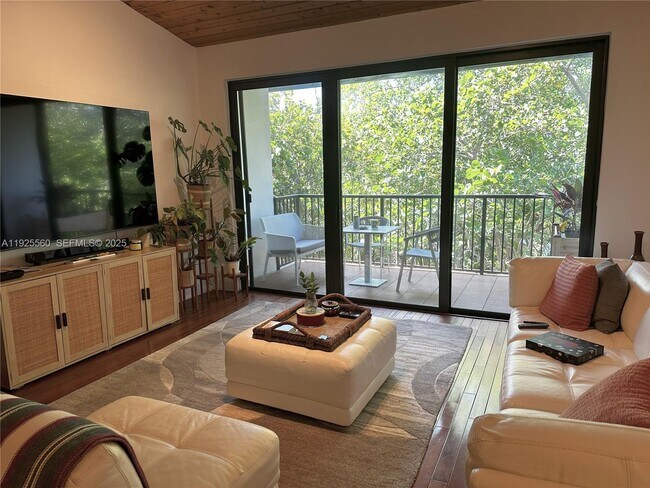 Building Photo - 55 Ocean Ln Dr