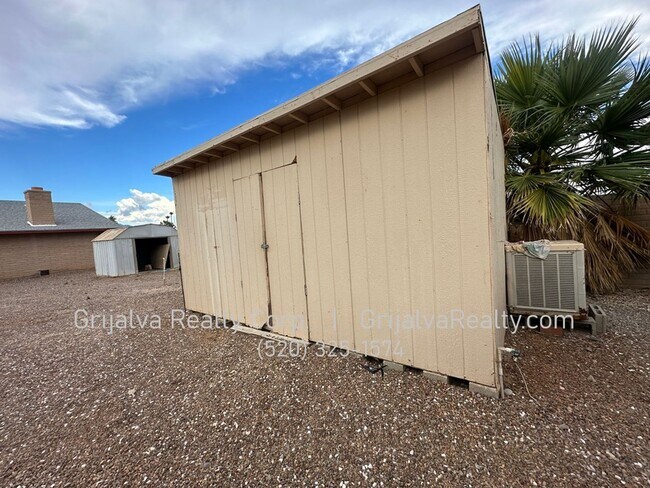 Building Photo - 3505 W Alana Ln