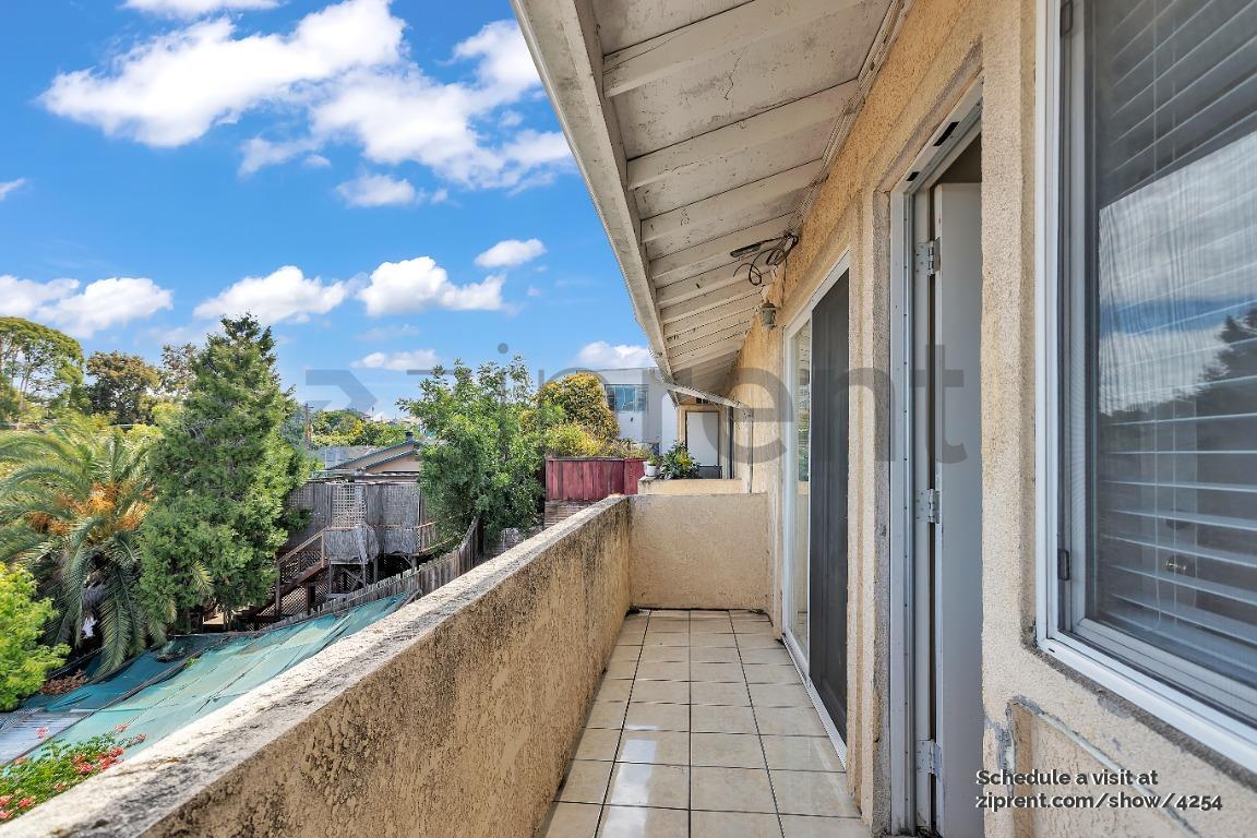Building Photo - 325 Vaqueros Ave