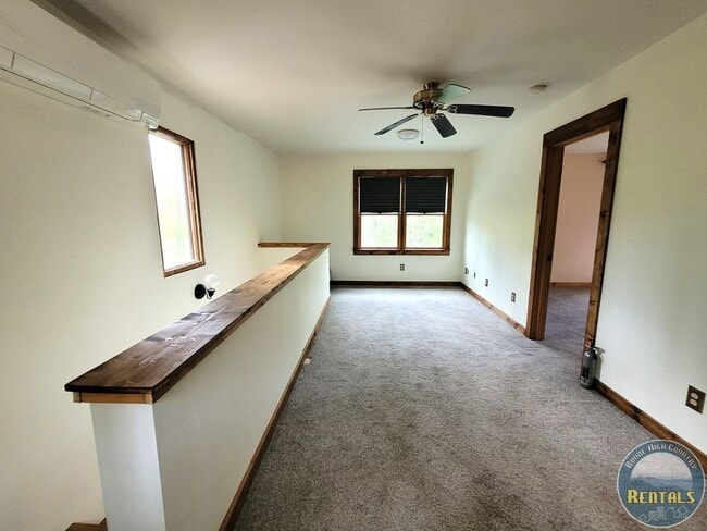 Building Photo - Beautiful 1 Bedroom Home with a Loft